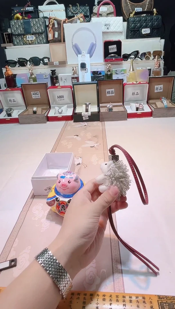 瓷片瓷器 库房到期 全部地板价@@1