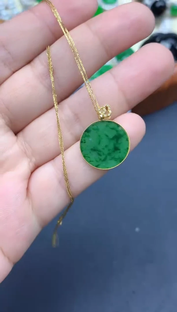 颈饰18K金镶嵌翡翠152-中国好珍宝