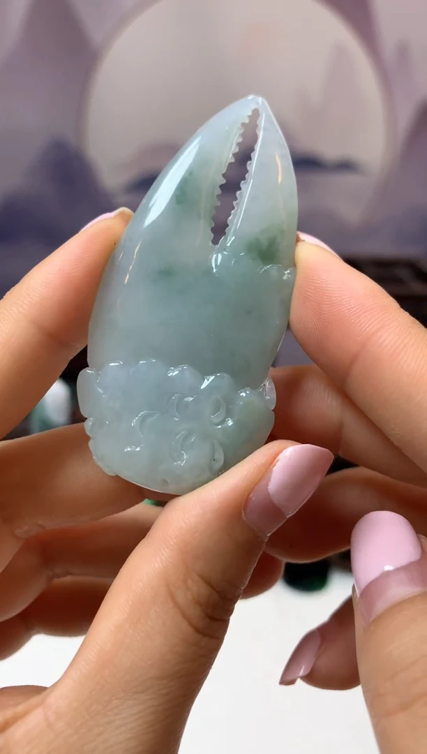 翡翠挂件未镶嵌翡翠挂件