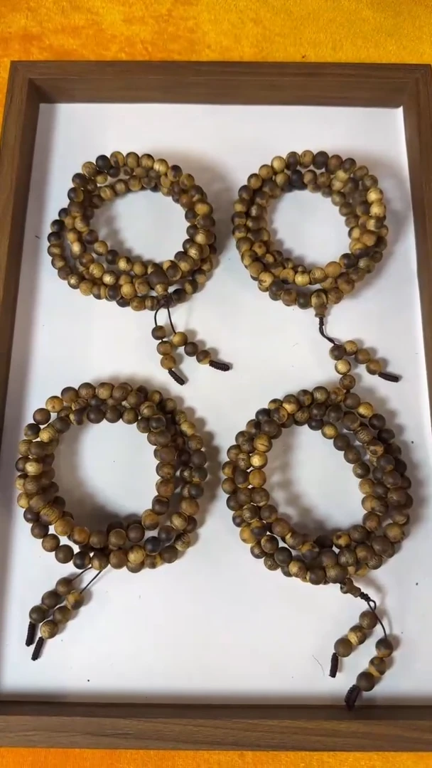 【闪购商品】沉香手串451024奇楠0.8花珠多圈多样发其一