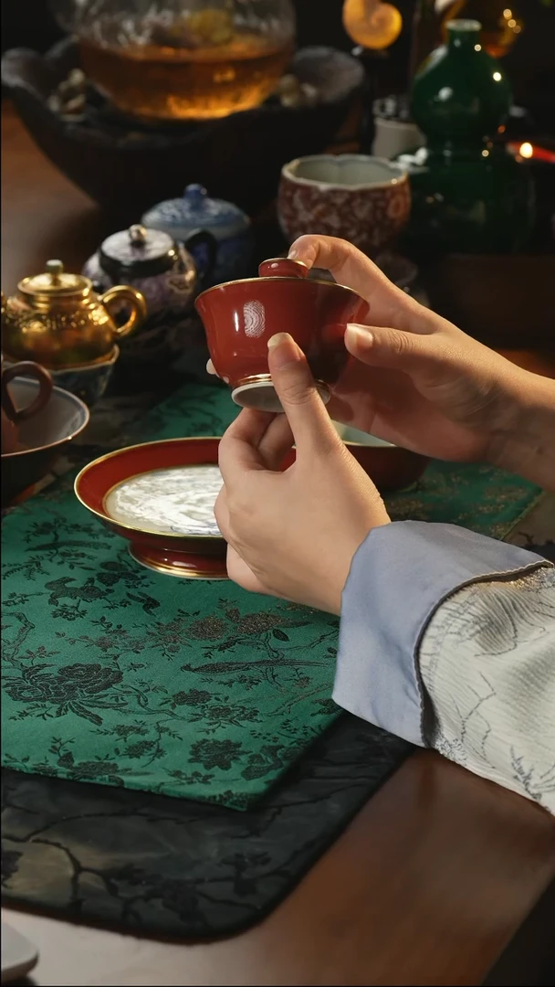 瓷片一如山坊
