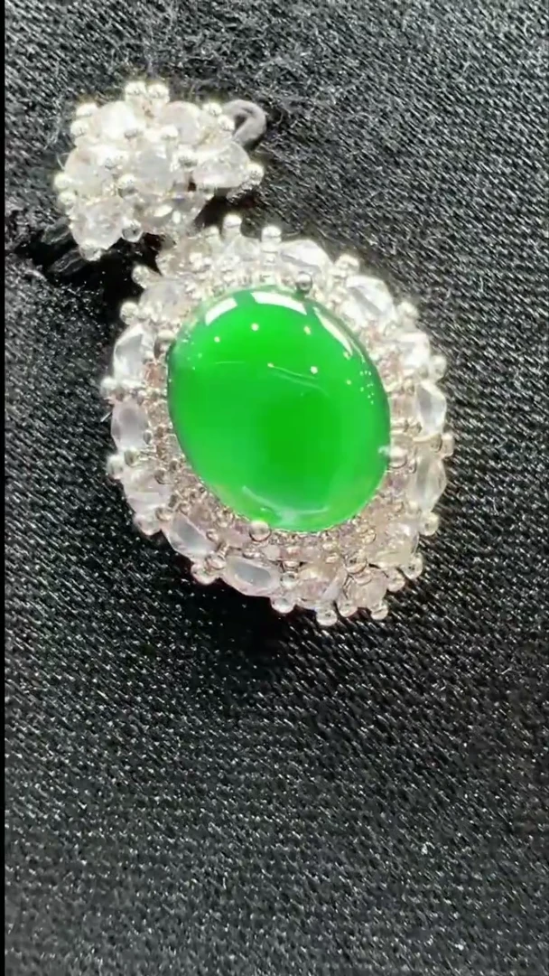 吊坠(不含链)合金翡翠多样性发货