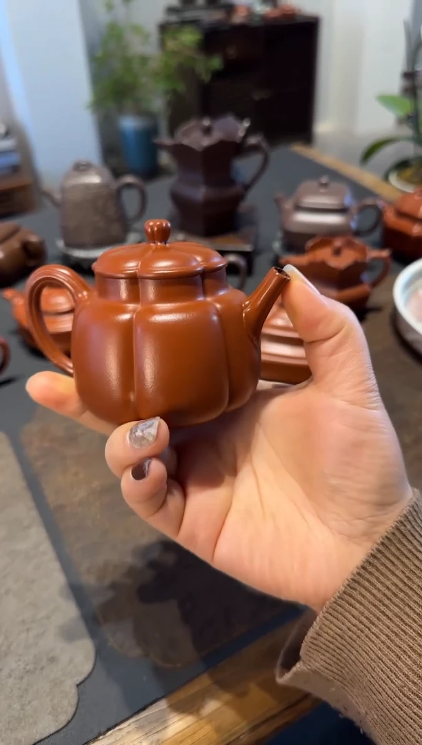 【闪购商品】紫砂茶壶繁花 朱泥