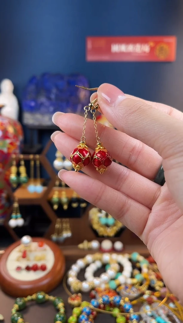 铜合金925银珐琅玫红色莲花珐琅耳钩