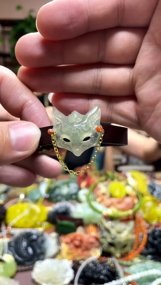 未镶嵌岫玉吊坠 多样性发货发其中之一