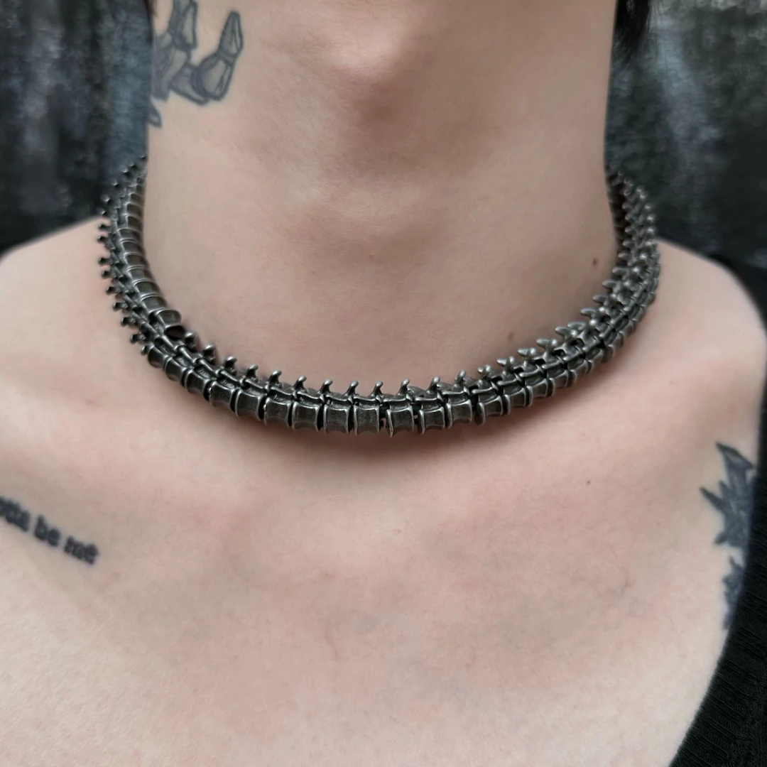 fashion psycho视觉系风格链做旧电镀多戴法脊骨链皮绳男女款