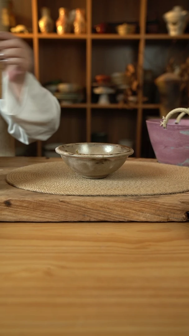 042福利新品系列的帽子米饭碗1个