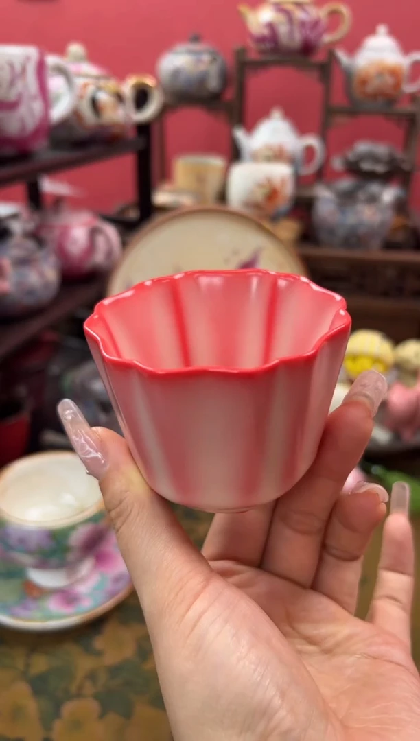 【闪购商品】郑国俊胭脂粉猪油冻花瓣杯