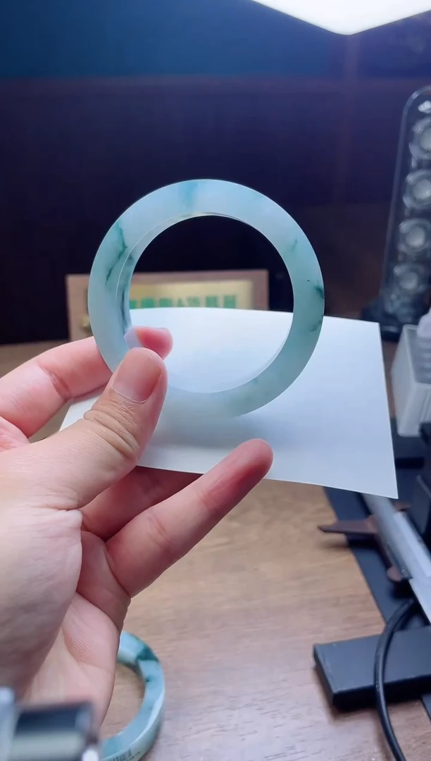 未镶嵌手镯定制翡翠冰*定制