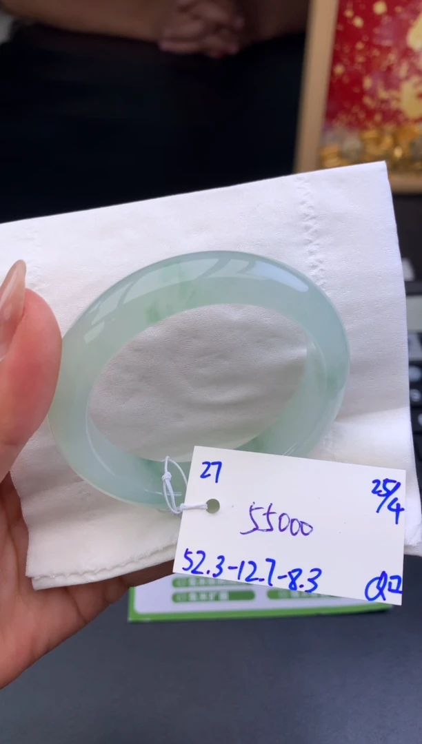 翡翠手镯未镶嵌玉手镯