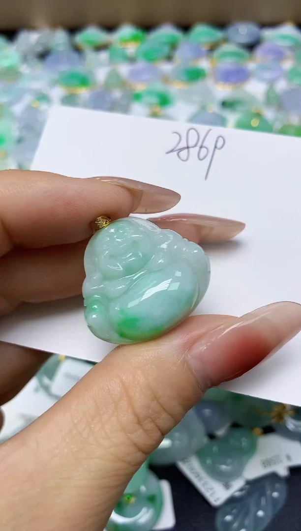 翡翠未镶嵌颈饰 天然缅甸翡翠A货