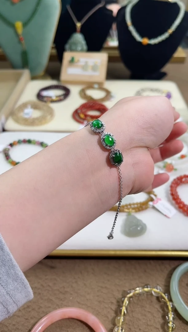 【闪购商品】翡翠手链未镶嵌翡翠cs