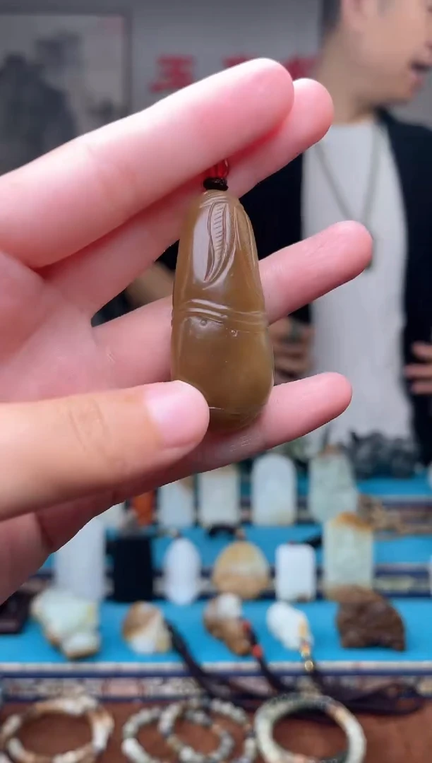 和田玉未镶嵌挂件1