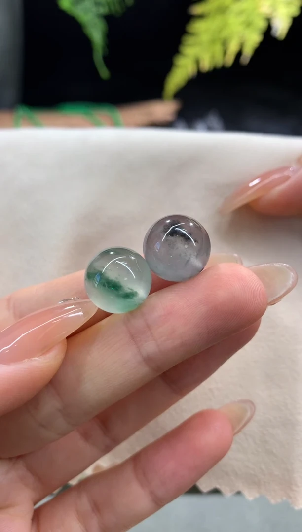 散珠翡翠一对卡12.9/13.3