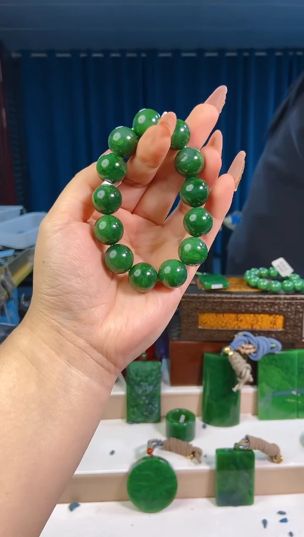 【闪购商品】和田玉挂件未镶嵌16mm