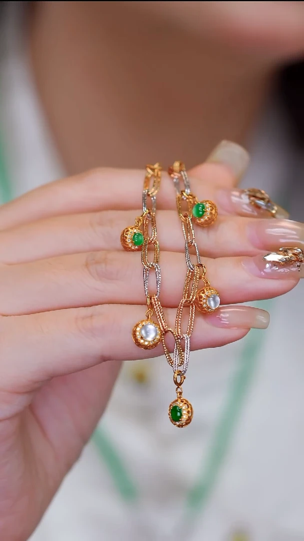 18K金镶嵌手链翡翠17