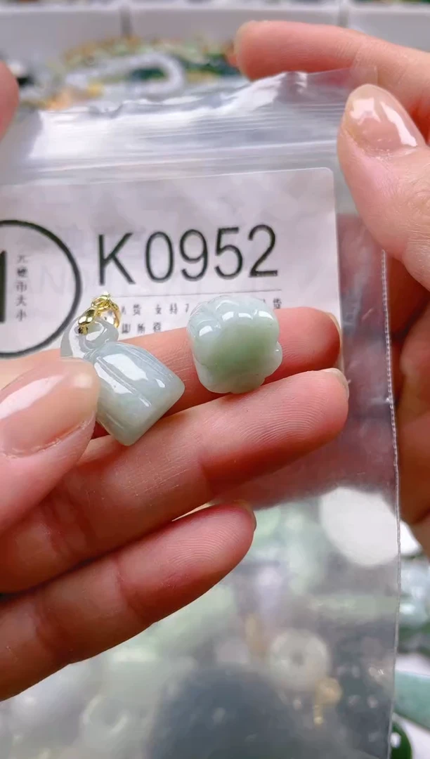 【闪购商品】翡翠颈饰未镶嵌/K/翡翠A货一图一物