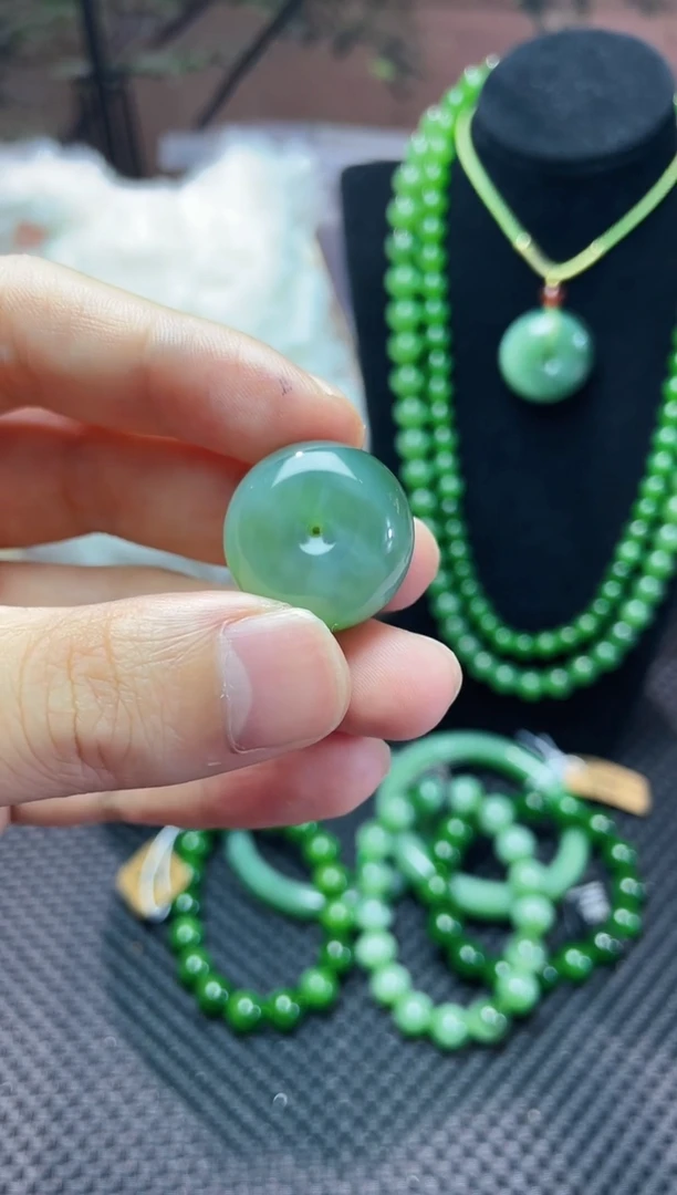 颈饰未镶嵌和田玉和田玉碧玉粉青猫眼平安扣