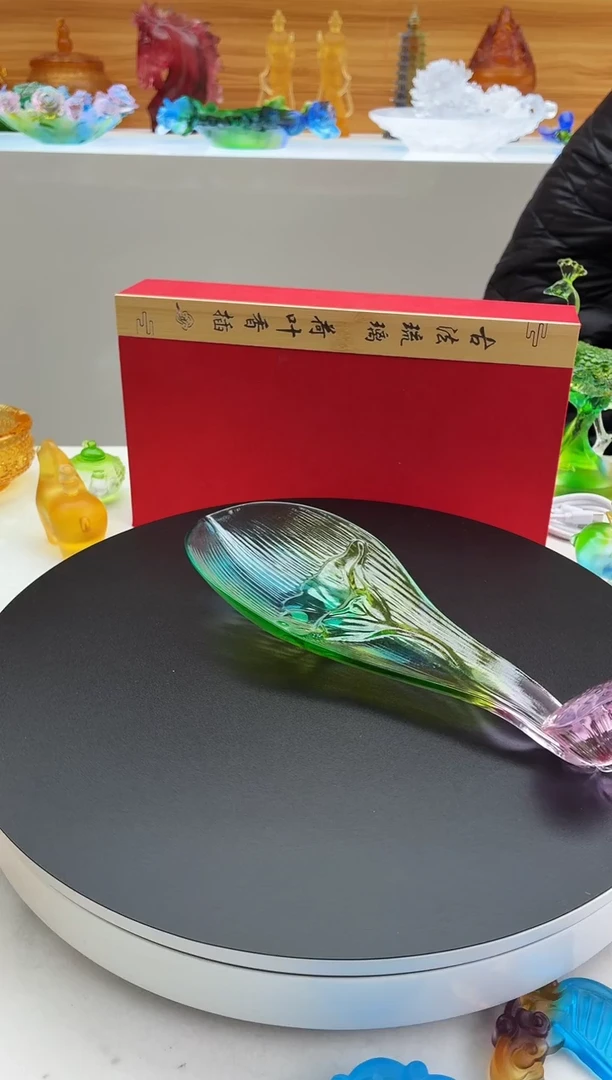 手工艺品琉璃荷叶线香插彩色24*8.5公分