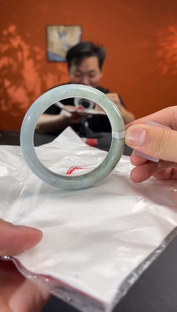 未镶嵌手镯翡翠4