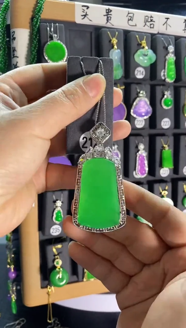 【闪购商品】翡翠耳饰银S925镶嵌212....