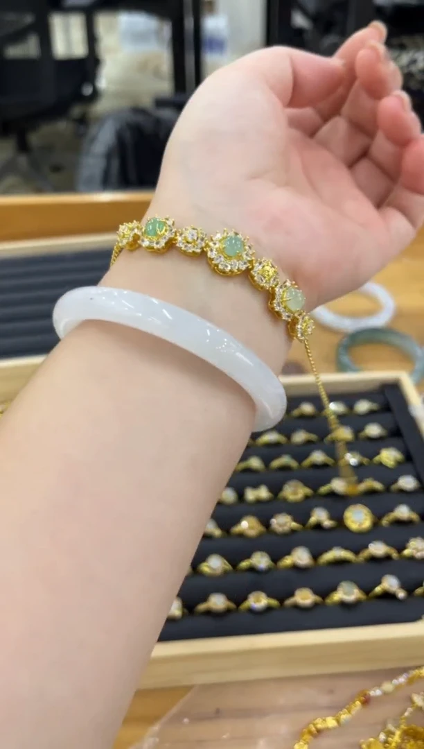 未镶嵌手链翡翠手链