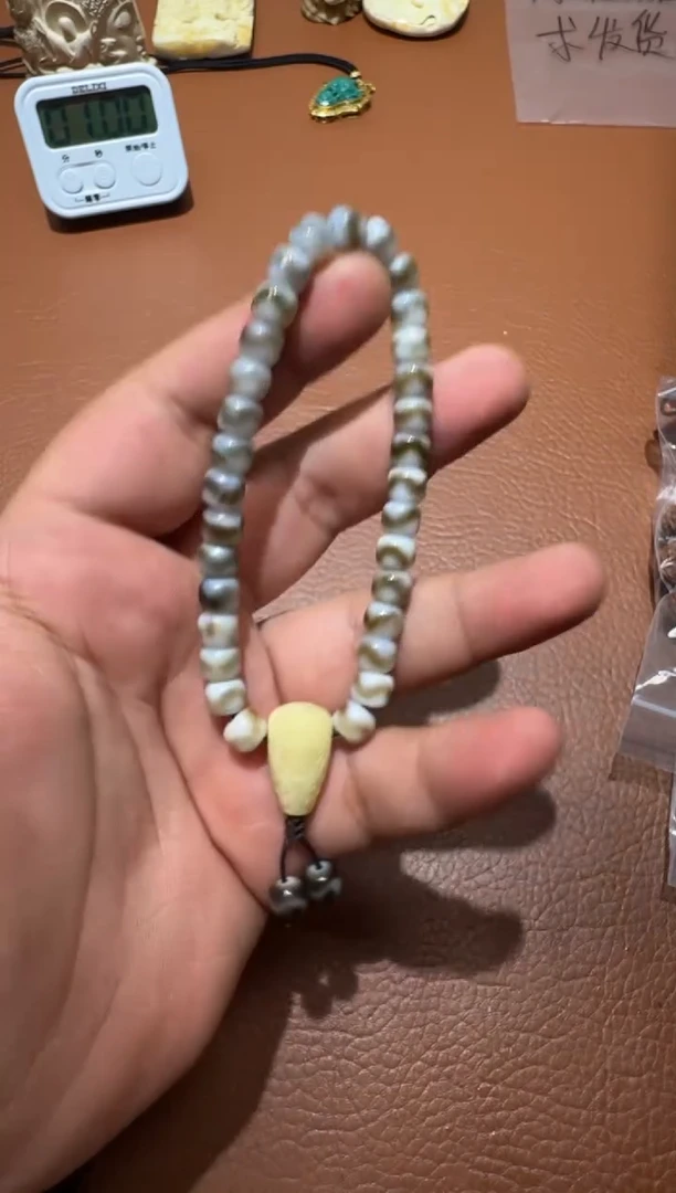 玛瑙/玉髓颈饰合金老型手持