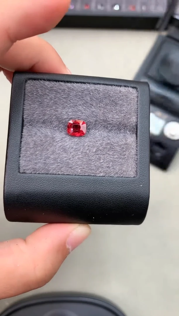 【闪购商品】定制尖晶石裸石未镶嵌2.14ct 枕型 红色调