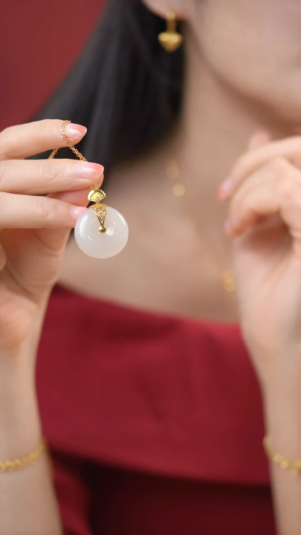 【闪购商品】和田玉吊坠18K金镶嵌藕粉平安扣