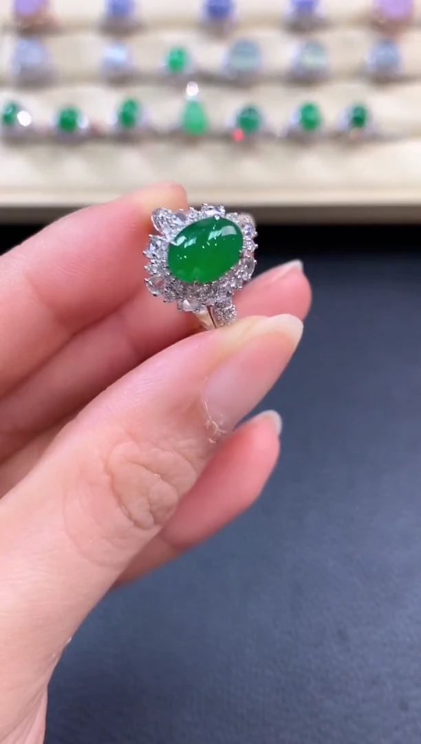 【闪购商品】翡翠戒指18K金镶嵌b132