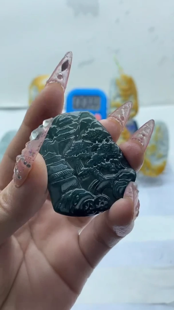 【闪购商品】翡翠颈饰未镶嵌挂件