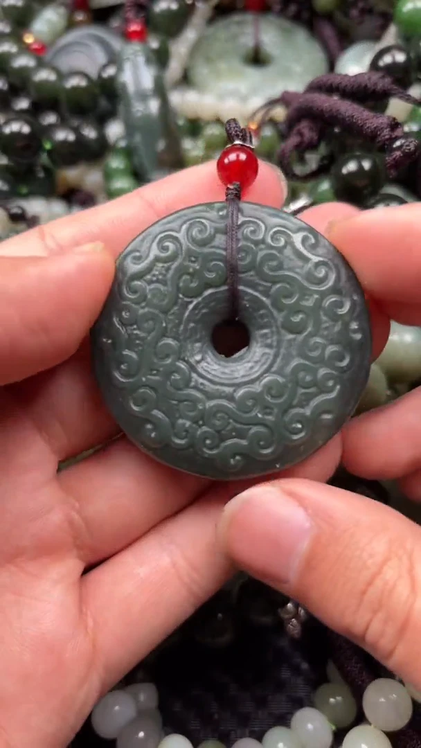 【闪购商品】和田玉颈饰未镶嵌.