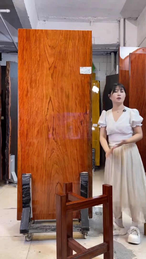 HMG-13小巴花209.5*83*10加红三角支架*2