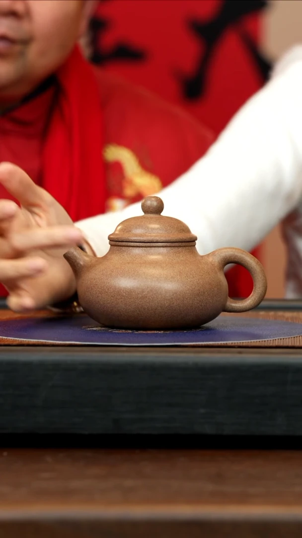 【闪购商品】紫砂茶壶CLQ 桃花泥 容天