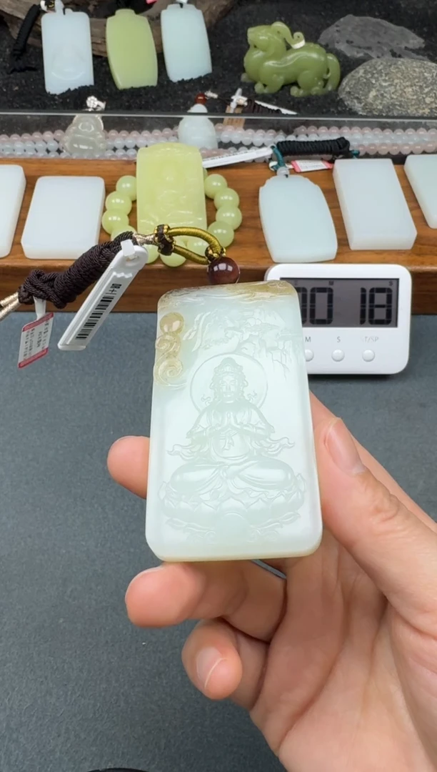 颈饰未镶嵌和田玉2