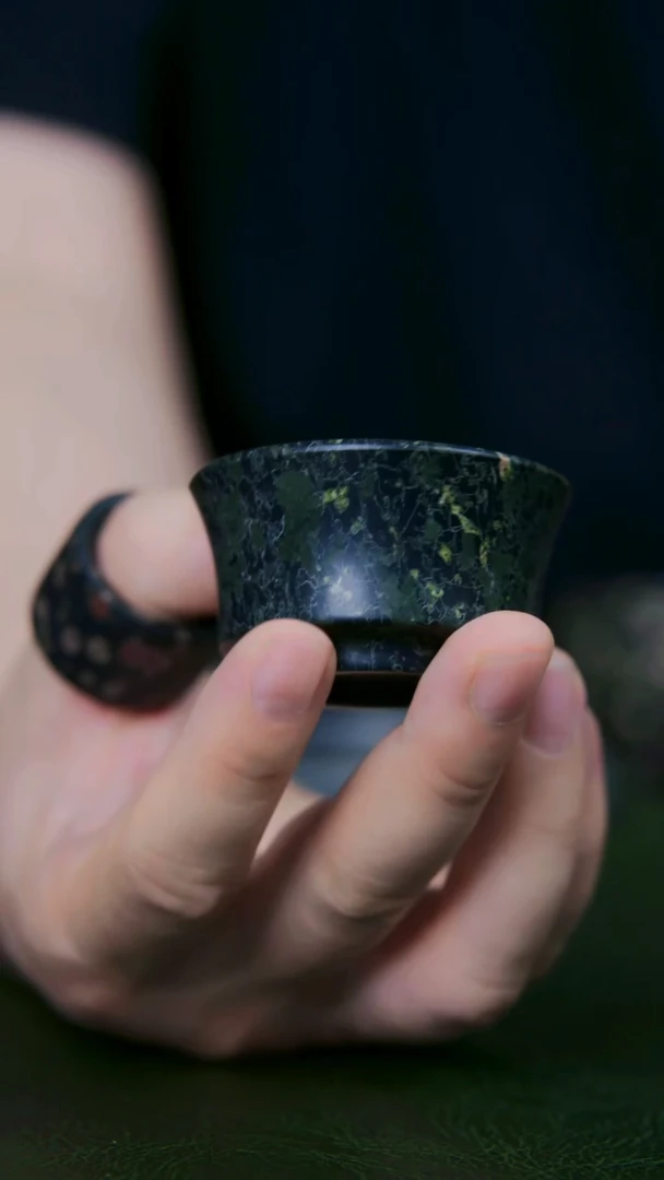 122 老师手工作品，梅花玉 一物一拍
