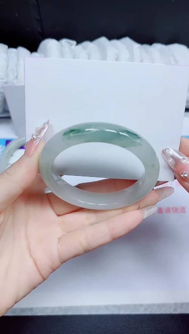 石英质玉手镯未镶嵌309