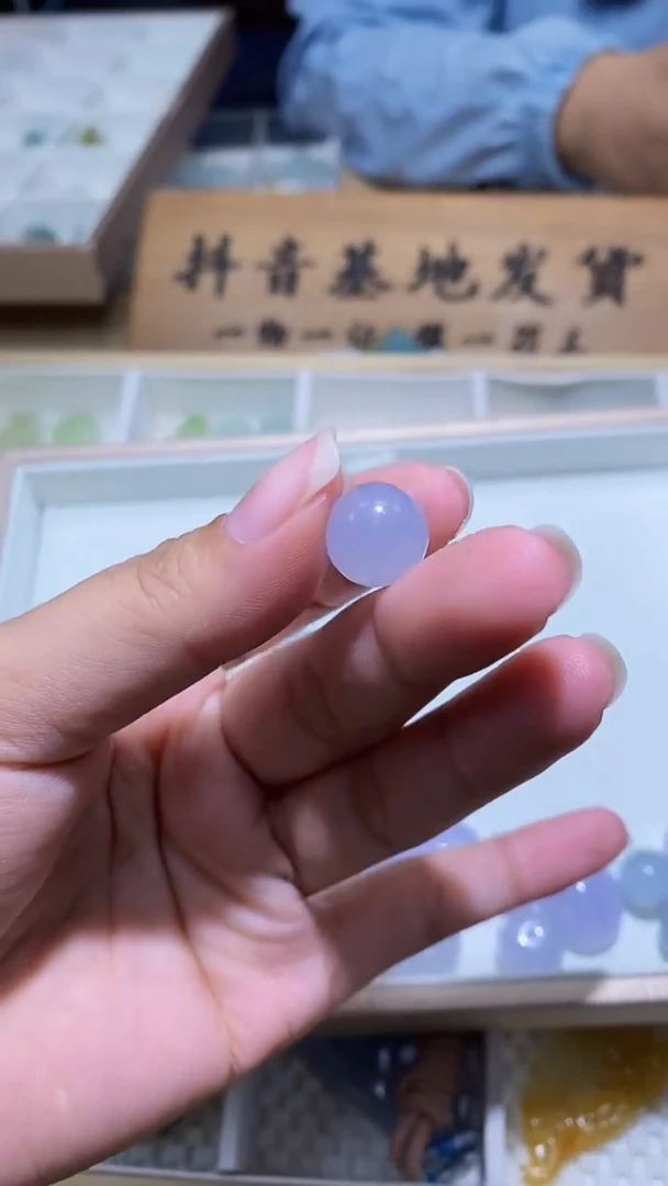 未镶嵌定制翡翠挂件