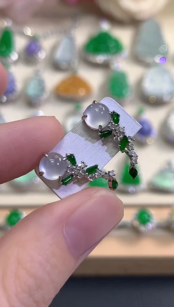 18K金镶嵌翡翠耳饰秋日珠宝Q76