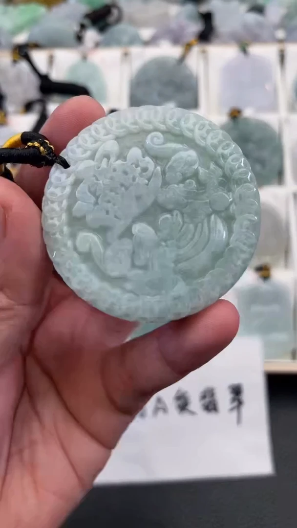 颈饰未镶嵌翡翠天然缅甸翡翠A货135