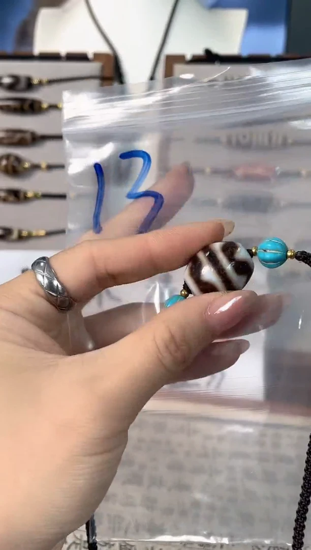 黑金双虎牙达洛眼文创锁骨链13