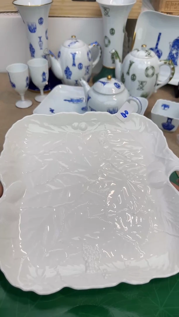 陶每***醒泡泡家的瓷器真好看