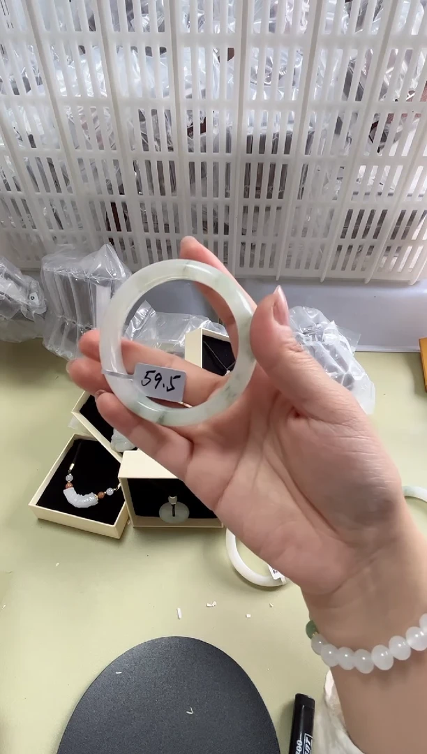 石英质玉手镯未镶嵌C159-圈口59.5