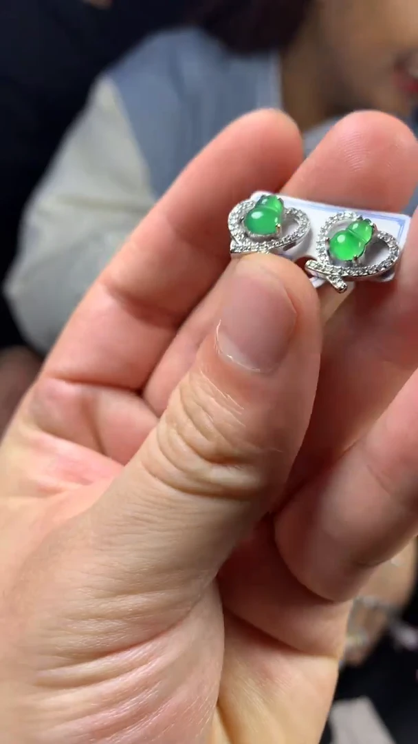 【闪购商品】翡翠耳饰未镶嵌0984701146/多样性发一