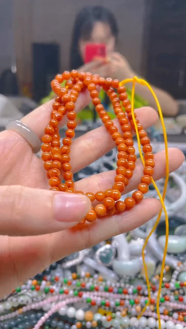 翡翠未镶嵌颈饰4MM/Q/翡翠A货一图一物