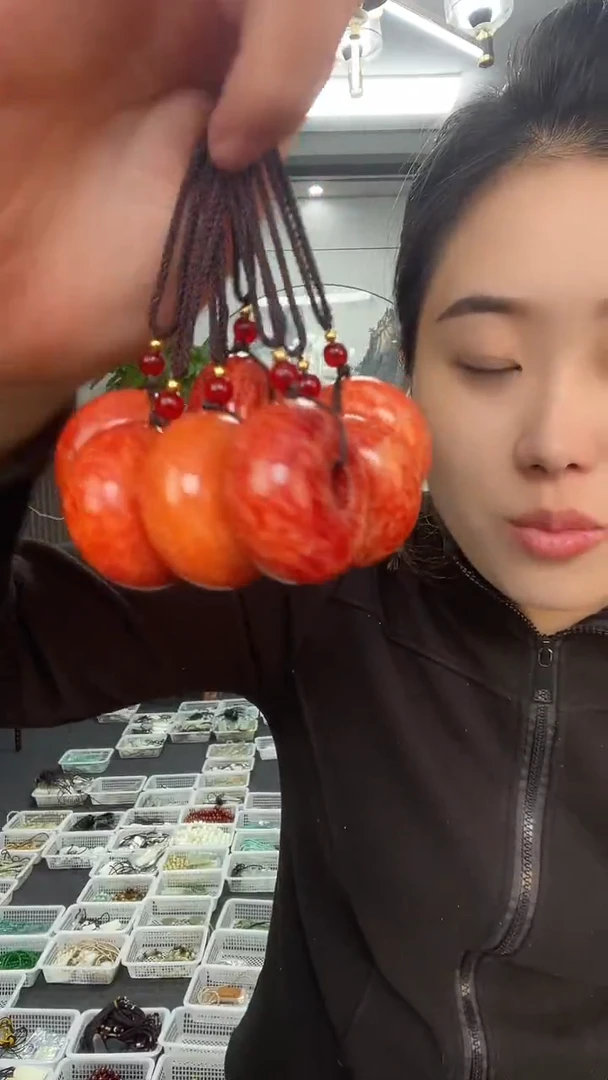 黄面包扣多样性发货一