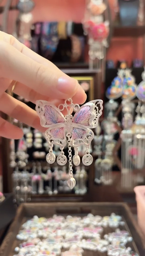 织绣云织谣民族风精美饰品   399