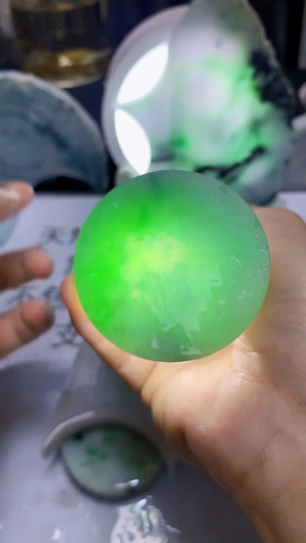 翡翠裸石缅甸天然A货翡翠Q1452