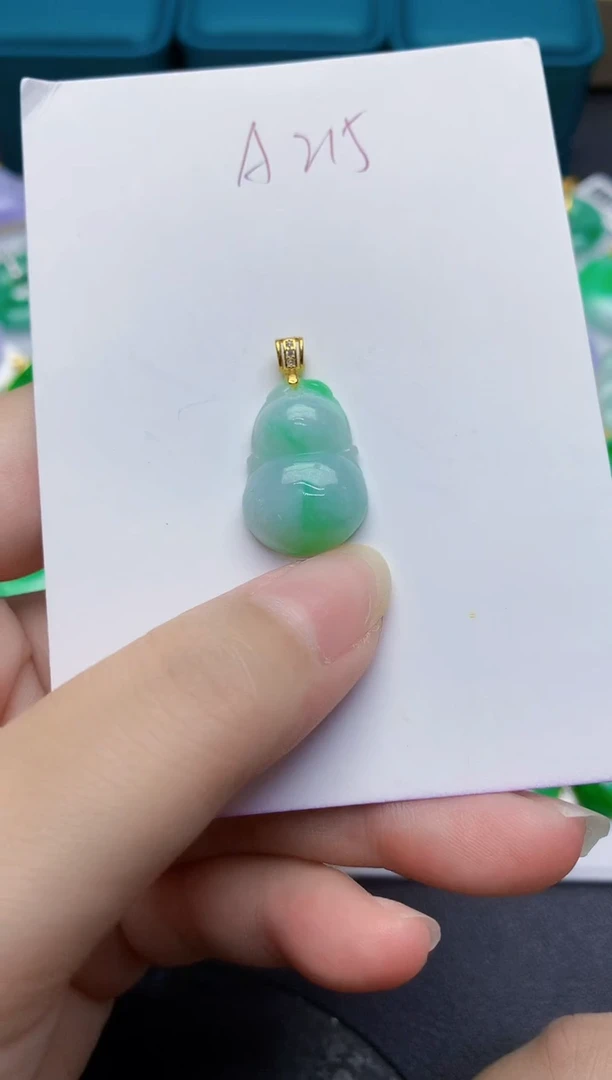 颈饰未镶嵌翡翠缅甸天然翡翠A货
