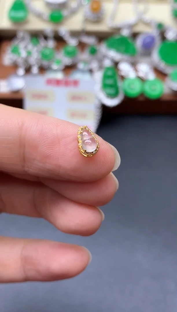 颈饰18K金镶嵌翡翠315-中国好珍宝